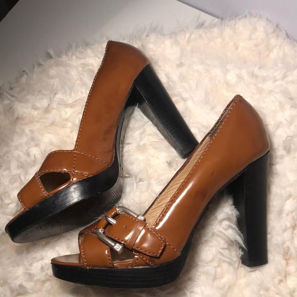 Michael Kors Heels🔆Free Shipping - Picture 3 of 8